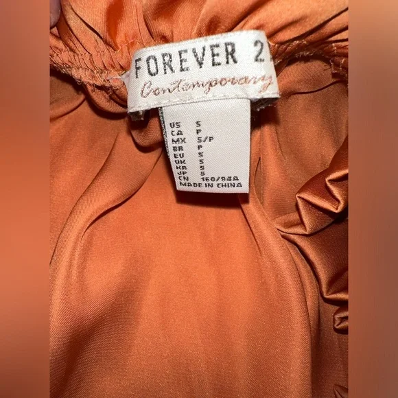 Forever 21 Off the shoulder dreamy blouse by Forever 21 Contemporary - Picture 9 of 9